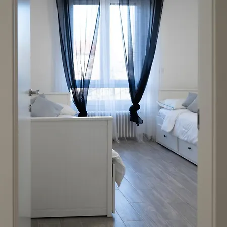 10min Rhofiera & Sansiro - 5min Metro - Ac - Freeparking * Milan